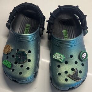 CROCS wicked with Charms